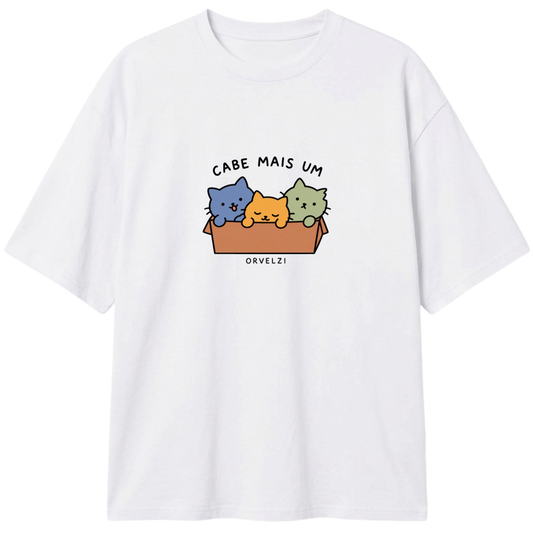 "Camiseta Cabe Mais Um" Camiseta Oversized Classic