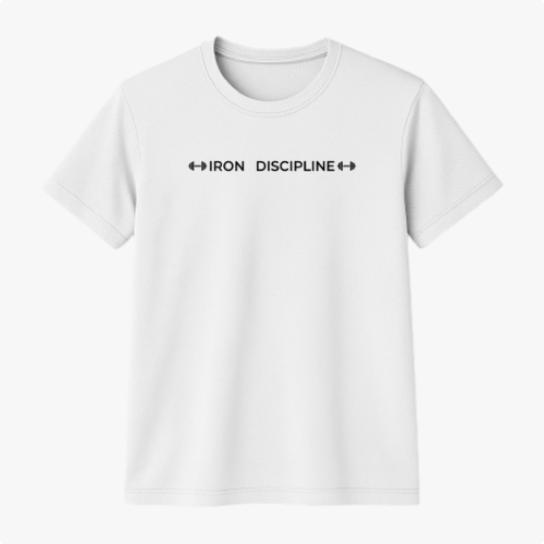 Camiseta com estampa frontal de texto "IRON DISCIPLINE" ladeado por desenhos de halteres simples, criando um apelo visual direto e impactante.