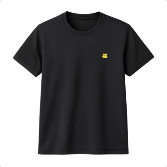 Camiseta com estampa frontal de uma pequena cabeça de gato abstrato em estilo minimalista.