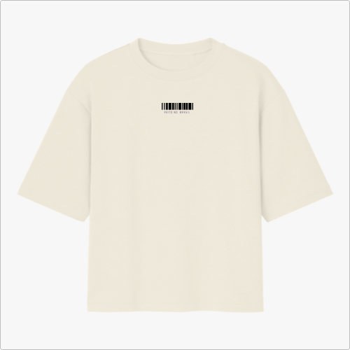 Camiseta com estampa frontal de código de barras, acompanhada por pequenos caracteres em amarelo abaixo, criando um design minimalista e moderno.