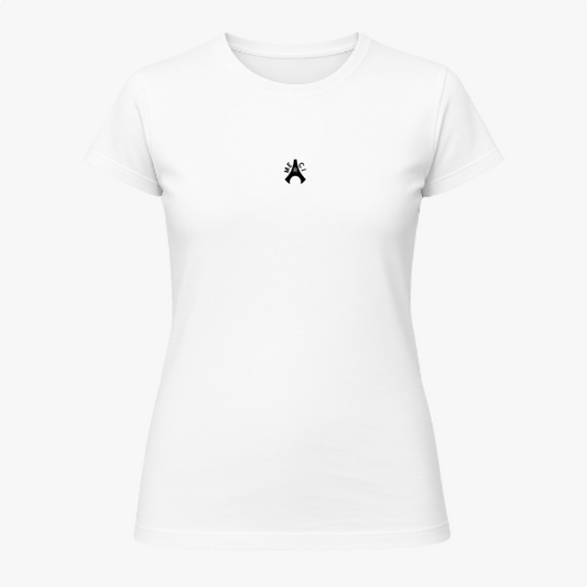 Camiseta com estampa frontal de um símbolo gráfico centralizado, apresentando uma forma estilizada com elementos curvos e detalhes em linhas finas.