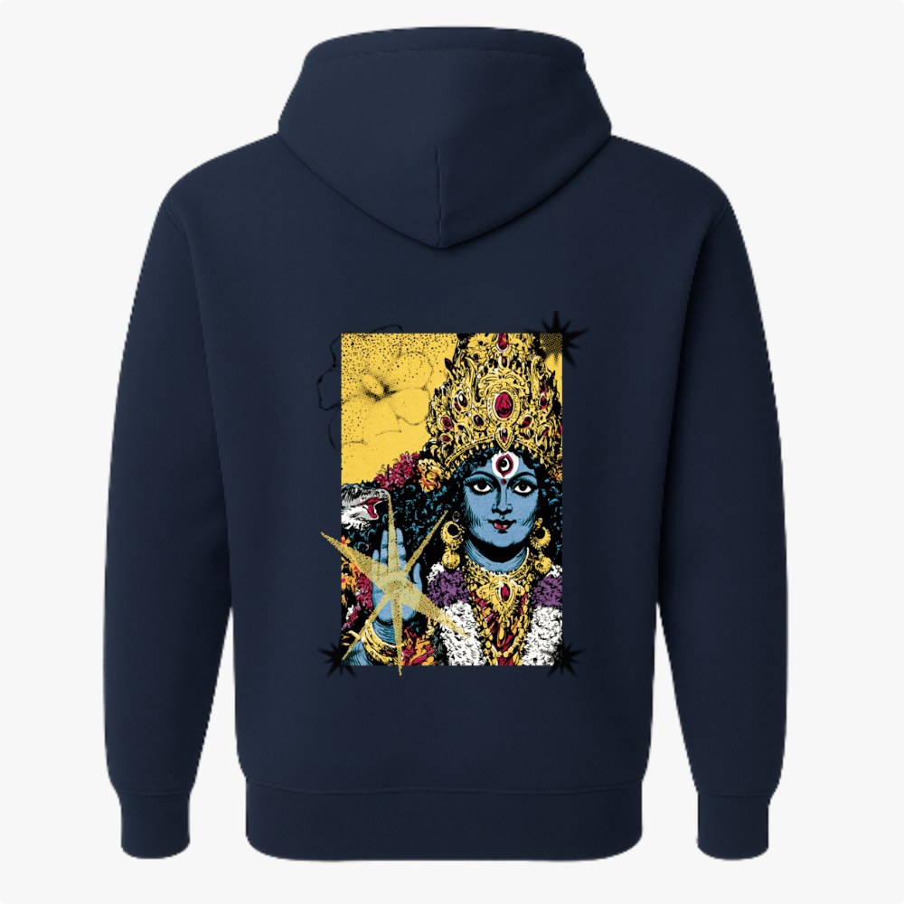 Moletom com estampa frontal de palavra em alfabeto estilizado e detalhe gráfico, e estampa traseira de divindade ornamentada em arte colorida detalhada.