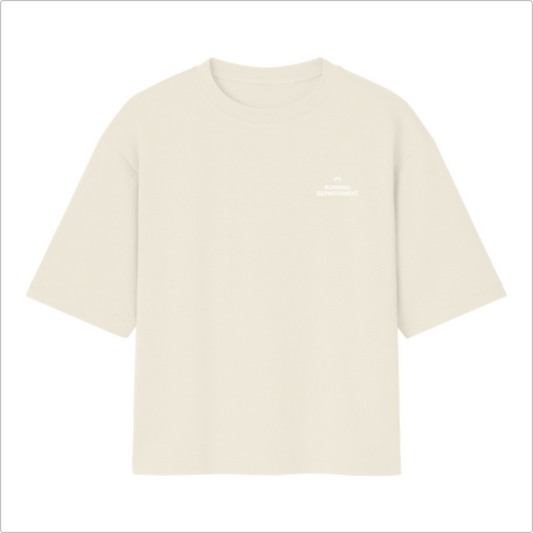 Camiseta com estampa frontal de texto discreto "Running Departament" e estampa traseira com texto maior "Running Departament" centralizado.