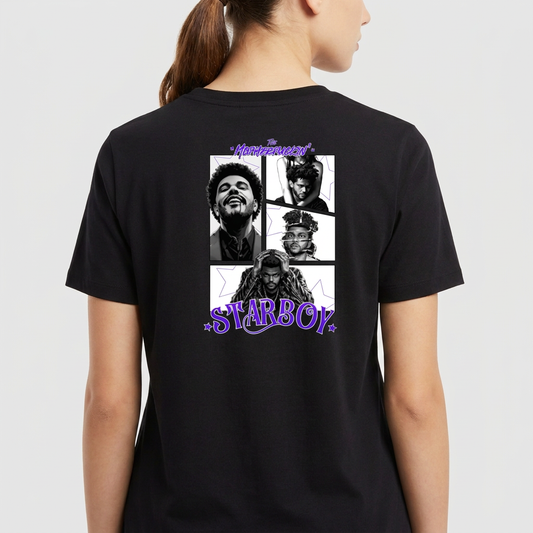 Camiseta com estampa frontal de três estrelas sobrepostas de tamanhos variados e estampa traseira de colagem fotográfica artística com texto "Starboy".