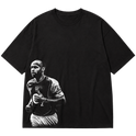"Ícone dos gramados, eternizado no streetwear." Oversized Premium 96% algodão 4% Elastano