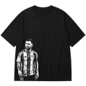 "Ícone dos gramados, eternizado no streetwear." Oversized Premium 96% algodão 4% Elastano