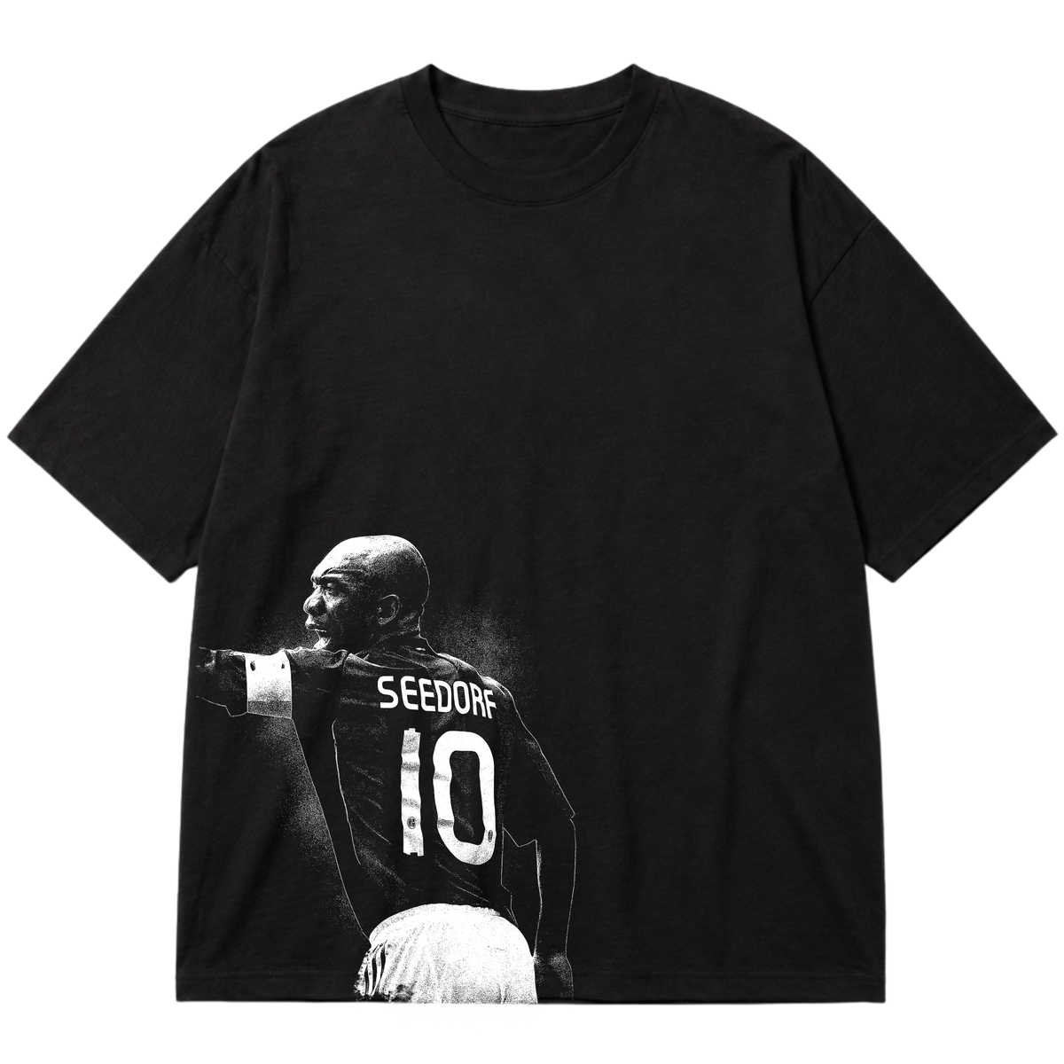 "Ícone dos gramados, eternizado no streetwear." Oversized Premium 96% algodão 4% Elastano