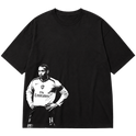 "Ícone dos gramados, eternizado no streetwear." Oversized Premium 96% algodão 4% Elastano
