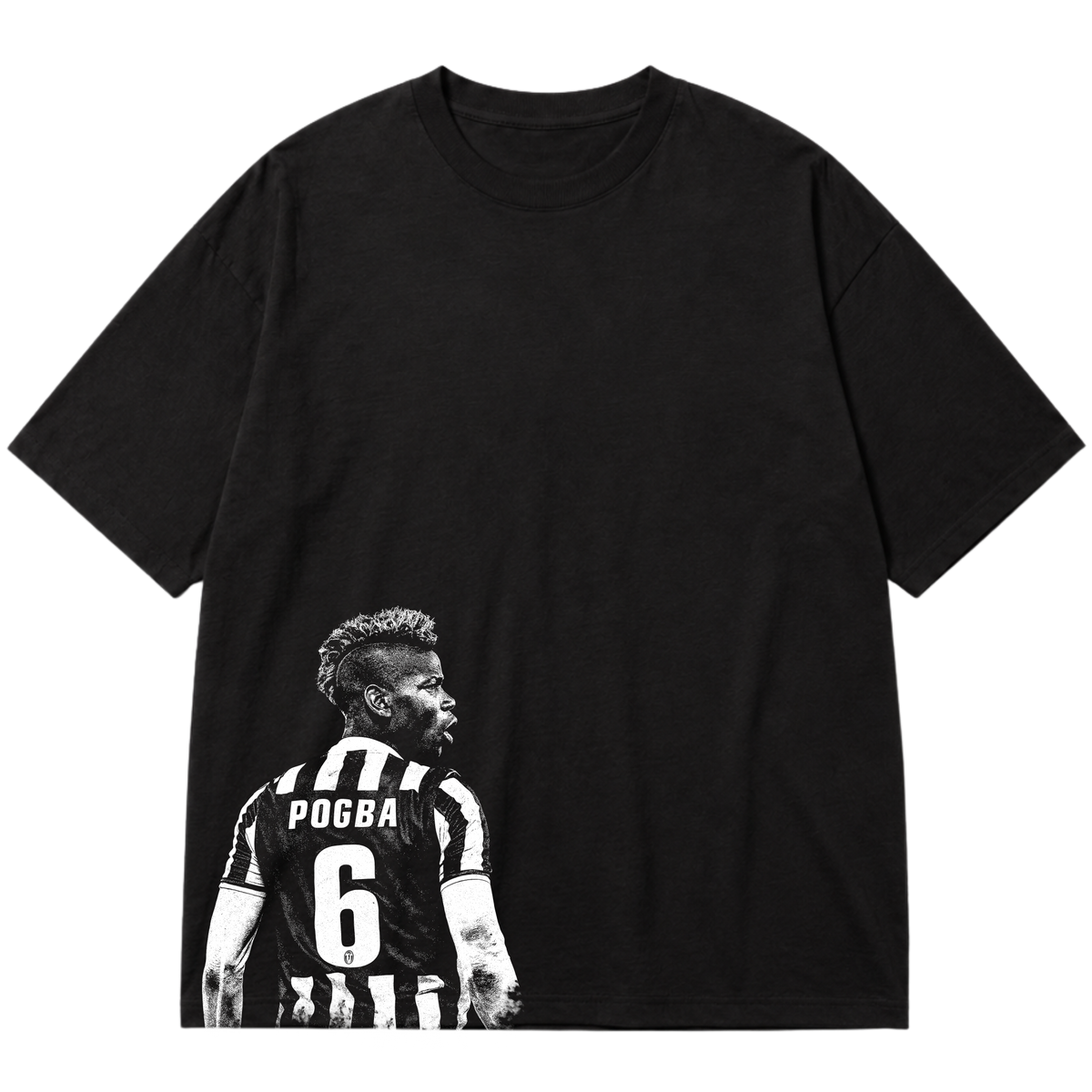 "Ícone dos gramados, eternizado no streetwear." Oversized Premium 96% algodão 4% Elastano