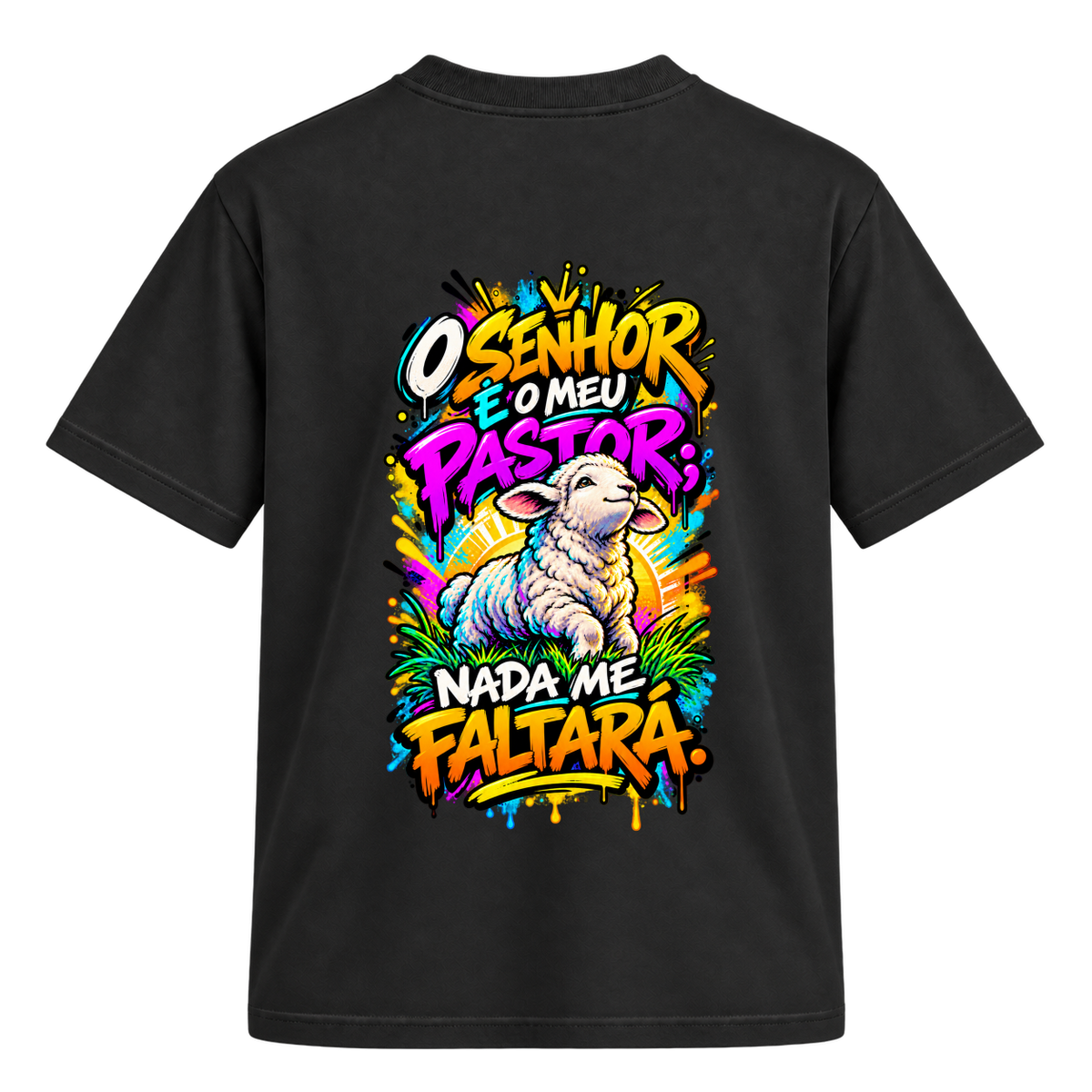 "Camiseta Oversized Cristã Salmo 23:1 | DÓKAH" Camiseta Regular Suedine