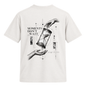 "Camiseta Regular Suedine - No Time to Waste" Camiseta Regular Suedine