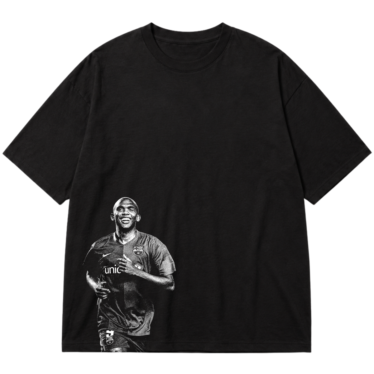 "Ícone dos gramados, eternizado no streetwear." Oversized Premium 96% algodão 4% Elastano