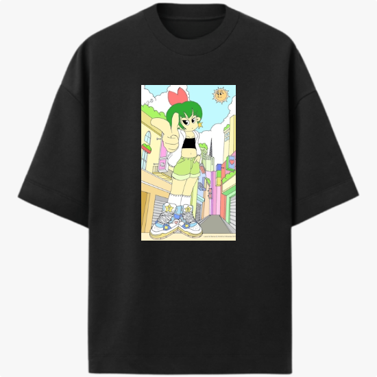 Camiseta com estampa frontal de personagem estilizada com cabelos verdes e roupas modernas em uma rua urbana colorida, com sol expressivo ao fundo.
