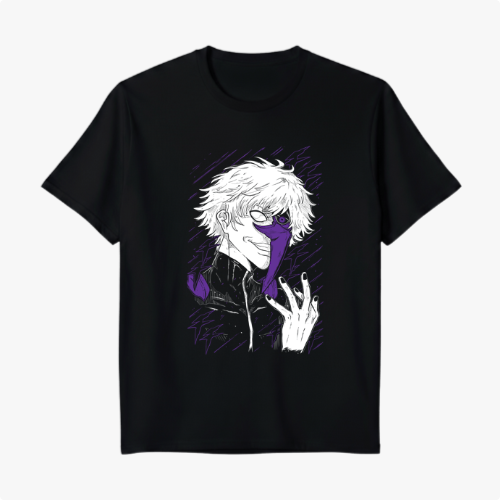 Camiseta com estampa frontal de personagem estilizado com cabelo desalinhado, máscara parcial roxa e expressão enigmática em traços dinâmicos.