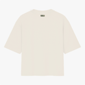 Camiseta com estampa frontal de texto "silêncio. o brasil tá jogando." com assinatura "FALAR, NÃO MURMURAR." e estampa traseira de "VERDELO" no topo.