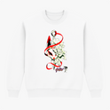 Moletom com estampa frontal de espada atravessando máscara kitsune, adornada com flores detalhadas, fio vermelho sinuoso e assinatura estilizada.