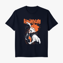 Camiseta com estampa frontal de um personagem de anime em ação, destacando-se com cabelos vibrantes sob um logotipo estilizado e dinâmico acima.
