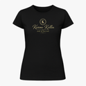 Camiseta com estampa frontal de um logotipo circular com a letra "K" centralizada, seguido do nome estilizado "Karime Kellin" e frase adicional.