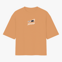 Camiseta com estampa frontal de olho estilizado e texto "SHISUI" e estampa traseira de personagem com expressão intensa, fundo geométrico e escrita em japonês.