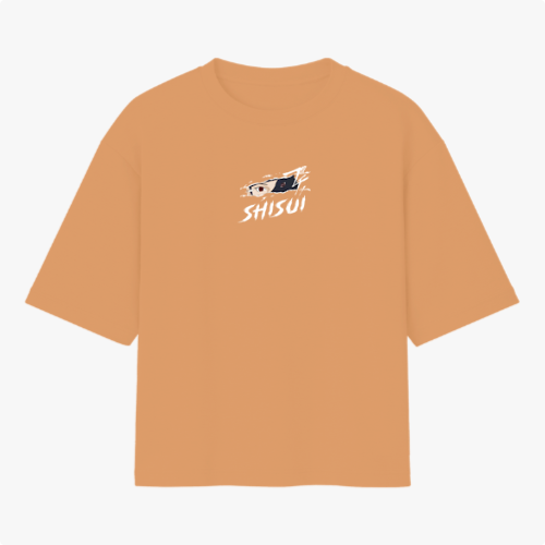 Camiseta com estampa frontal de olho estilizado e texto "SHISUI" e estampa traseira de personagem com expressão intensa, fundo geométrico e escrita em japonês.
