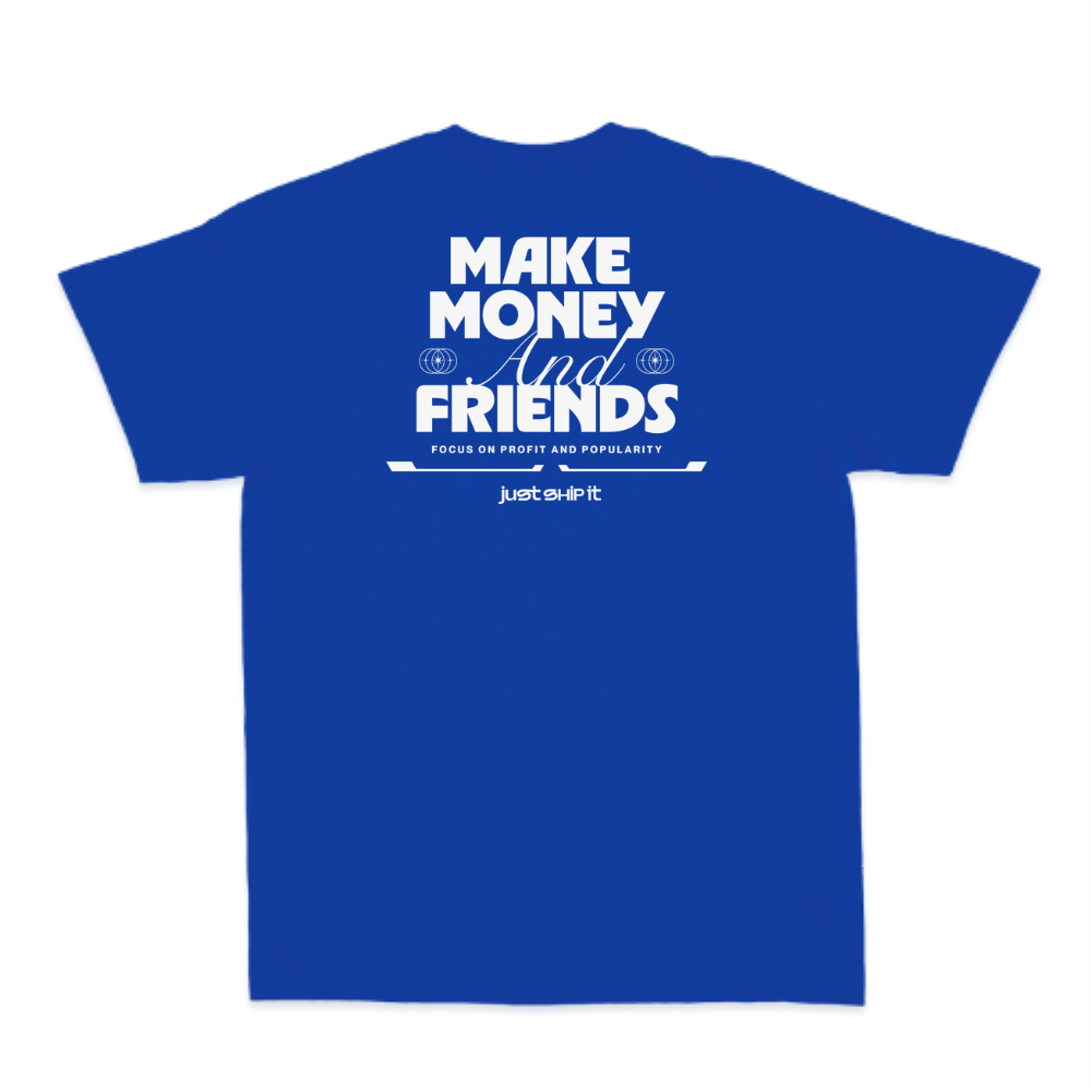 Camiseta com estampa frontal de texto estilizado "just ship it" e ícones circulares e estampa traseira de frase inspiradora "MAKE MONEY AND FRIENDS".