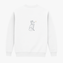 Moletom com estampa frontal de desenho minimalista de raposa vestida com gorro olhando para estrela e estampa traseira ampliada do mesmo desenho.