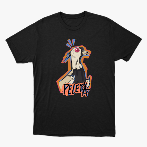 Camiseta com estampa frontal de uma ilustração estilizada de galo com olhos vermelhos e traços gráficos ousados, acompanhada da palavra "PELEJA".