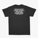 Camiseta com estampa frontal de texto "Just Ship It®" e estampa traseira de múltiplas linhas com frases como "Startup Citizen" e "Future Under Construction".
