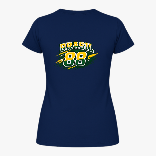 Camiseta com estampa frontal de "Rawbeat 88" em estilo esportivo dinâmico e estampa traseira de "Brasil 88" com mesmo estilo impactante.