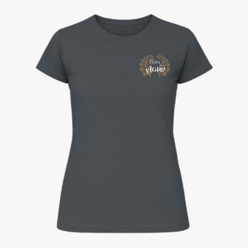 Camiseta com estampa frontal de "Filha do Agro" rodeada por folhas douradas e estampa traseira similar com o texto adicional "O campo é meu lugar".