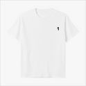 Camiseta com estampa frontal de número pequeno no peito e estampa traseira de número grande dominando o centro das costas, criando um efeito esportivo.