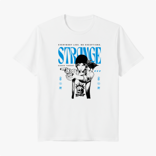 Camiseta com estampa frontal de uma figura central feminina segurando uma arma, com texto "STRANGE", "EVERYBODY LIES. NO EXCEPTIONS." e "CHAOS THEORY".