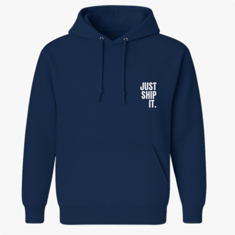 Moletom com estampa frontal de texto em letras maiúsculas dizendo "JUST SHIP IT.", posicionada no lado esquerdo do peito.
