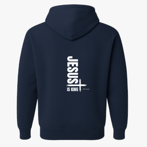 Moletom com estampa frontal de lettering estilizado "Verbo" e estampa traseira de texto vertical "Jesus is King" com um traço horizontal e cruz.