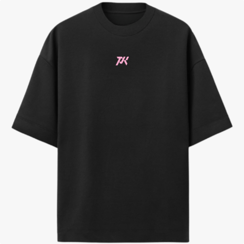 Camiseta com estampa frontal de logotipo estilizado com letras e estampa traseira de personagem musculoso flexionando, acompanhado do texto "Parker Squad".
