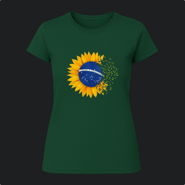 Camiseta com estampa frontal de girassol envolvendo parte de um globo com bandeira detalhada por estrelas e lema, desintegrando-se em fragmentos verdes.