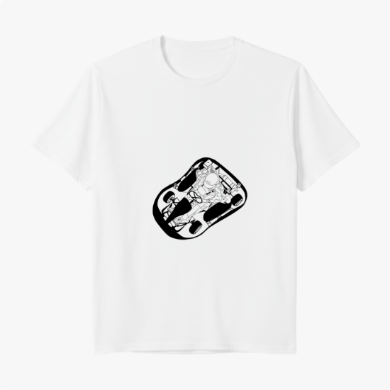 Camiseta com estampa frontal de astronauta em traje espacial dentro de uma cápsula em estilo desenho, com detalhes geométricos e espaçonave ao redor.