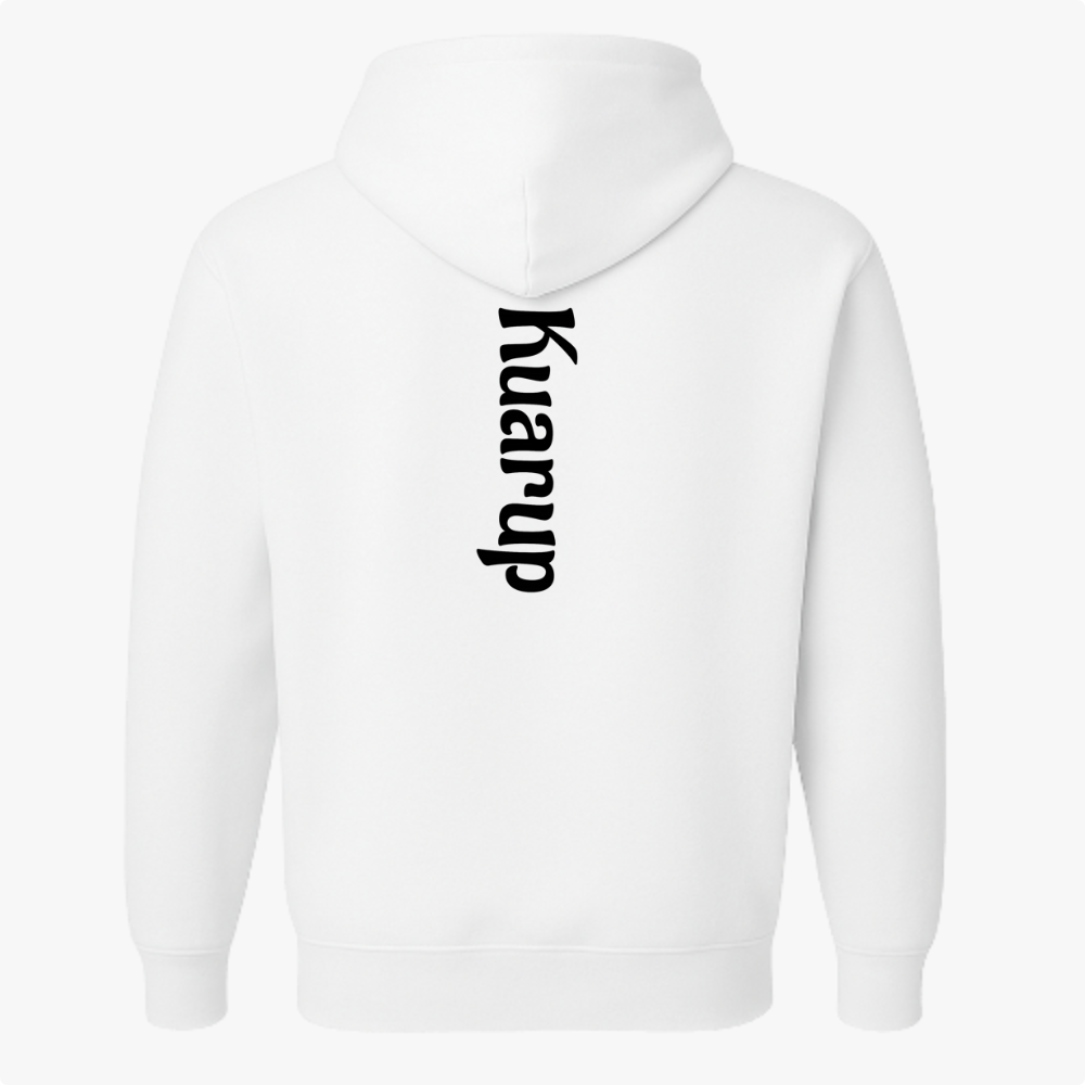 Moletom com estampa frontal de um padrão geométrico centralizado e as palavras "Kuarup" e "Xingu" e estampa traseira de "Kuarup" na vertical.