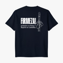 Camiseta com estampa traseira de mão fazendo gesto e com as palavras "FIRMEZA!" em destaque acima de frase inspiradora sobre firmeza e caminhada.