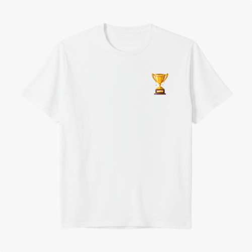 Camiseta com estampa frontal de troféu dourado pequeno e estampa traseira de troféu maior com texto "QUEM VENCER HERDARÁ TODAS ESSAS COISAS APOCALIPSE 21:7".