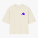 Camiseta com estampa frontal de três estrelas de tamanhos variados e estampa traseira de quadrinhos com retratos estilizados e a palavra "Starboy".