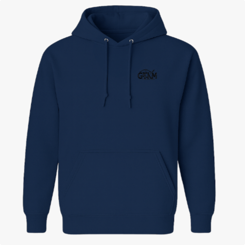 Moletom com estampa frontal de texto estilizado "GRK" com um arco e flecha e estampa traseira de "TKM" acompanhada de um ramo de folhas e flecha.