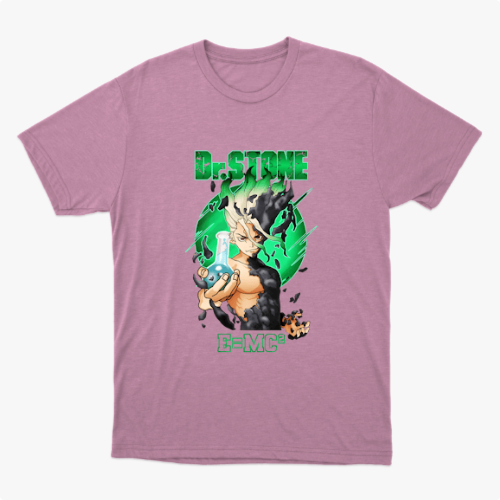 Camiseta com estampa frontal de personagem anime segurando um frasco, envolto em elementos científicos e letras "Dr. Stone" acima e "E=MC²" abaixo.