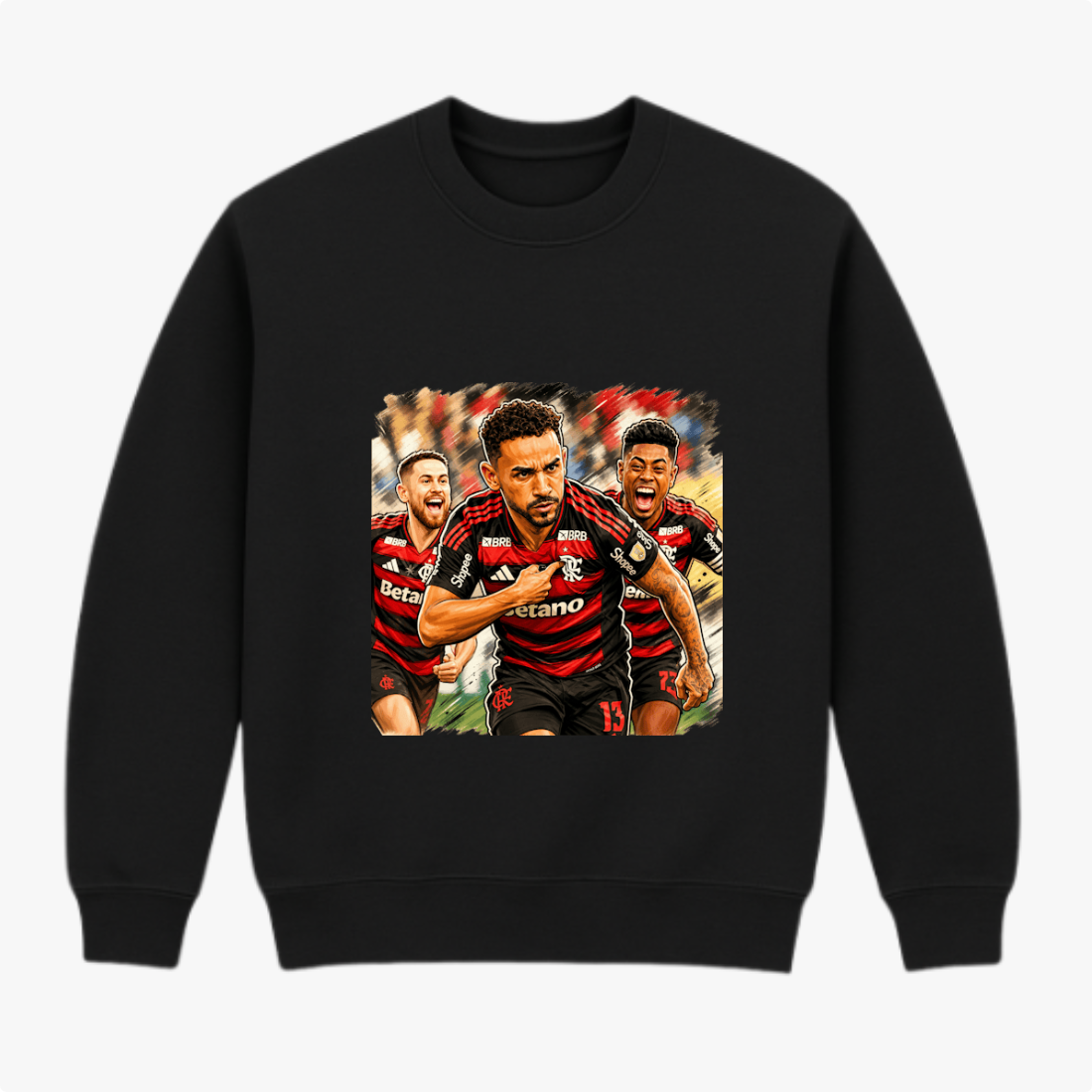 Moletom com estampa frontal de três jogadores de futebol em ação, vestindo uniformes listrados, com expressões determinadas e fundo em movimento.