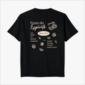 Camiseta com estampa frontal de limão desenhado em traços finos, e estampa traseira de citação "Fruto do Espírito" com limões e elementos escritos.