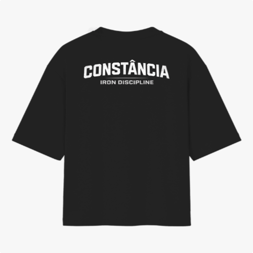 Camiseta com estampa frontal de "IRON DISCIPLINE" com design gráfico e estampa traseira de "CONSTÂNCIA IRON DISCIPLINE" em fonte destacada e marcante.