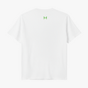 Camiseta com estampa frontal de palavra em fonte geométrica e estampa traseira de símbolo geométrico centralizado próximo à gola.