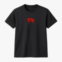 Camiseta com estampa frontal de texto estilizado "No Mercy Club" gotejante e estampa traseira de uma cobra em posição de ataque, envolta em círculo gotejante.