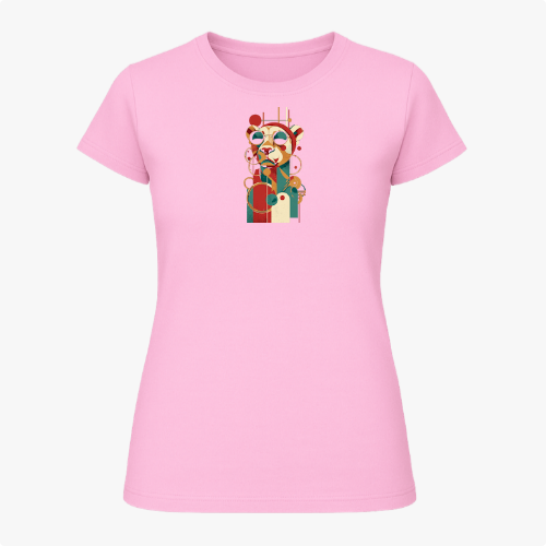 Camiseta com estampa frontal de urso estilizado usando óculos de sol com elementos geométricos e círculos sobrepostos, criando um efeito visual moderno.