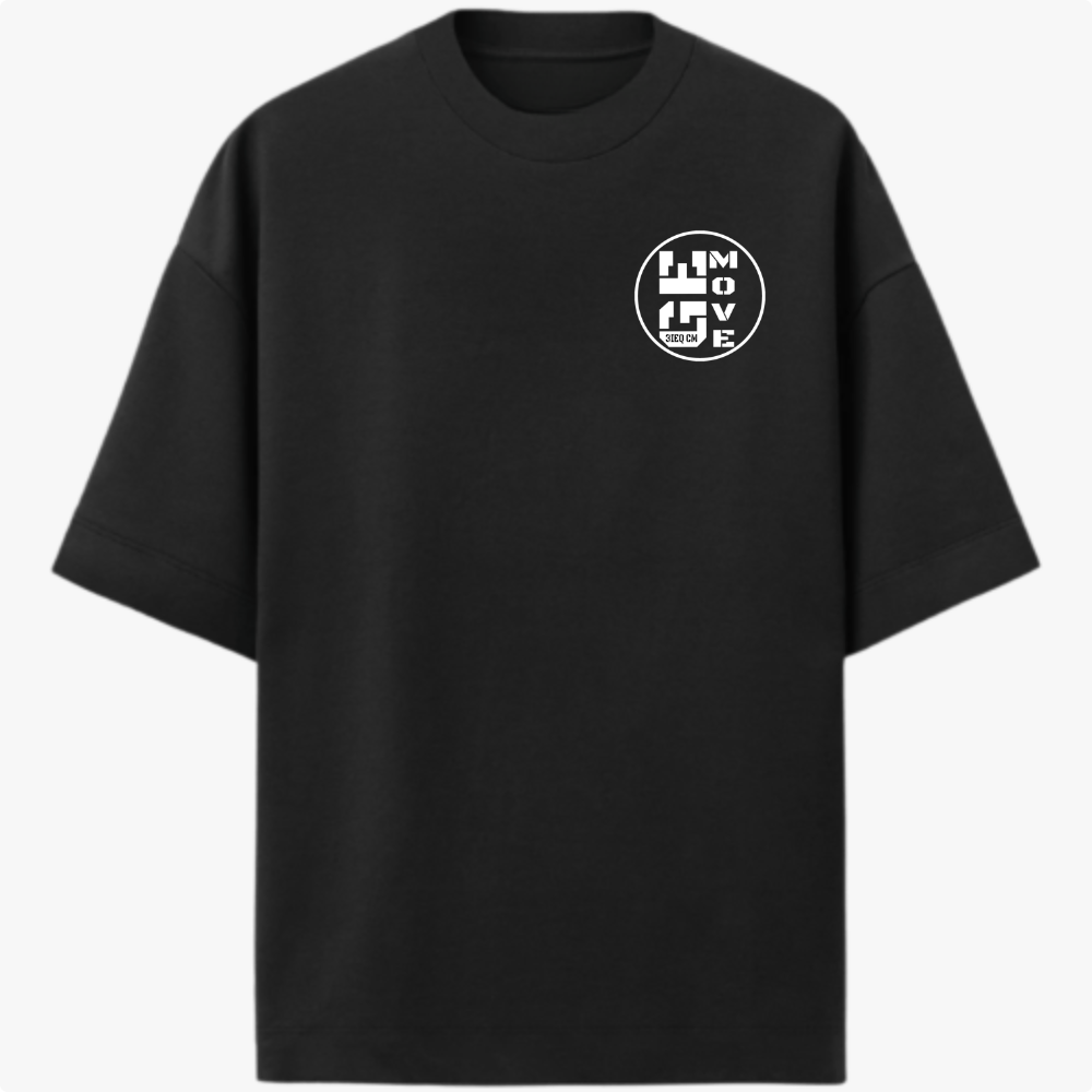 Camiseta com estampa frontal de círculo com letras geométricas e estampa traseira de texto central grande "AVIVA JOVEM" com chamas e referência bíblica.